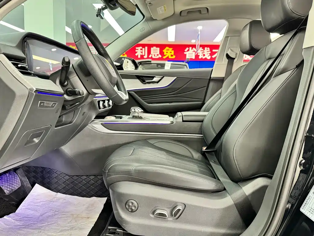 Hongqi Hongqi HS5 — фото 5