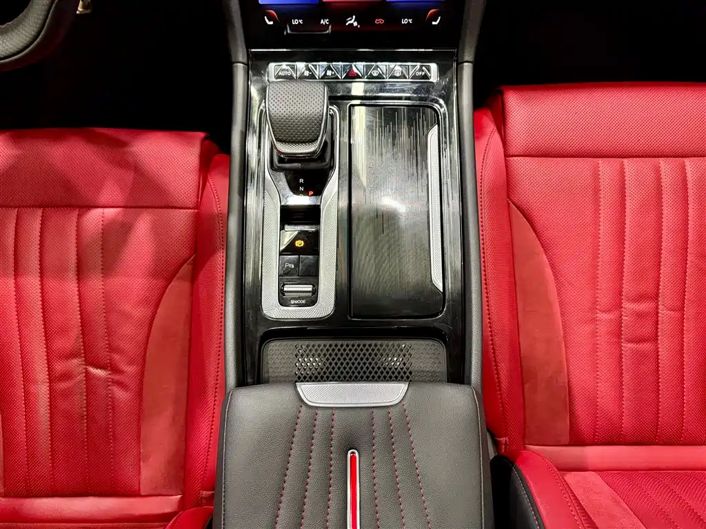 Hongqi Hongqi H6 — фото 17