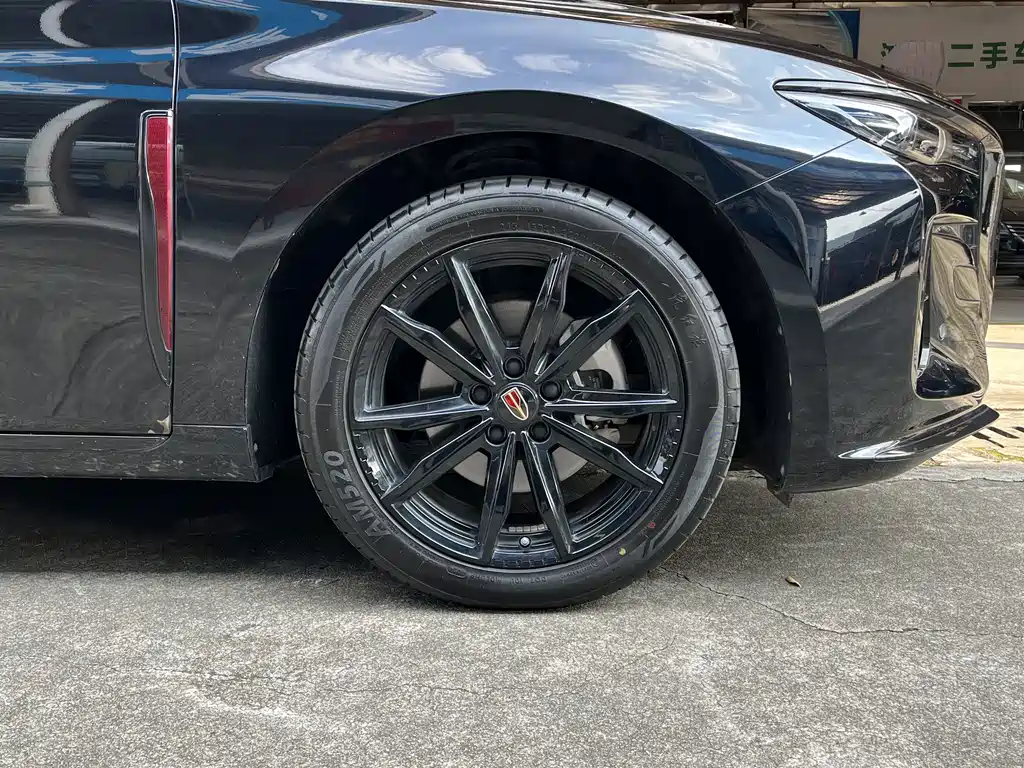 Hongqi Hongqi H5 — фото 10