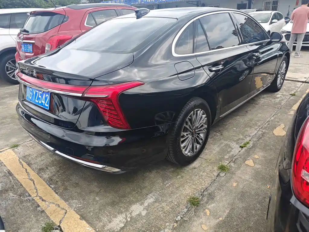 Hongqi Hongqi H5 — фото 14