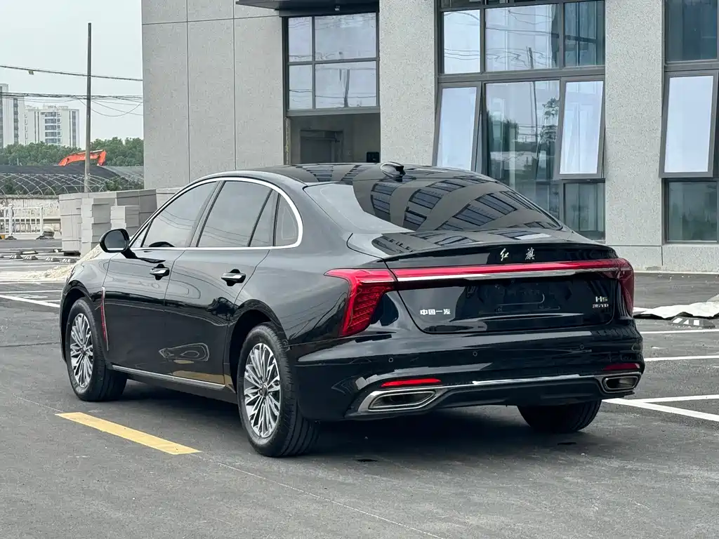 Hongqi Hongqi H5 — фото 11