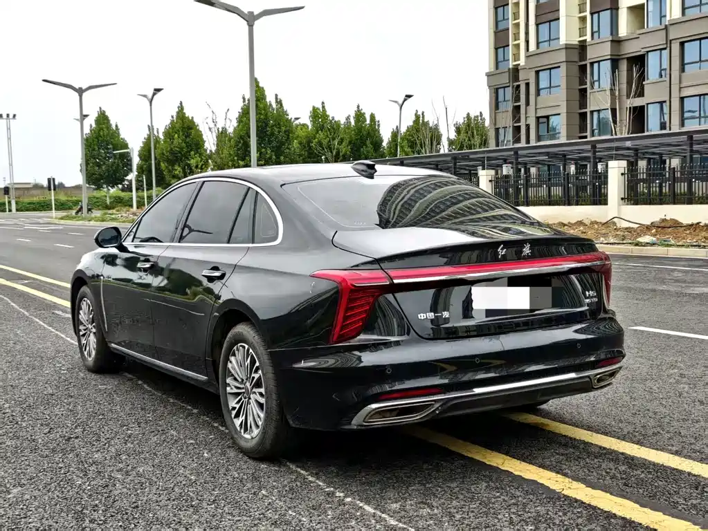 Hongqi Hongqi H5 — фото 9