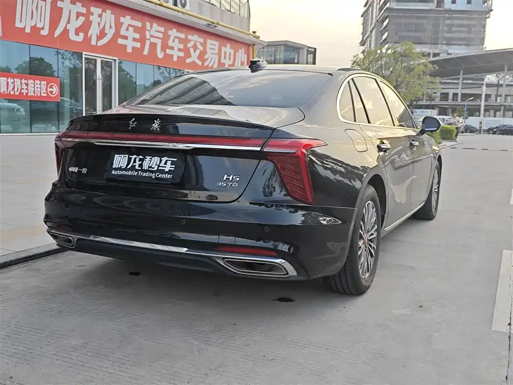 Hongqi Hongqi H5 — фото 9