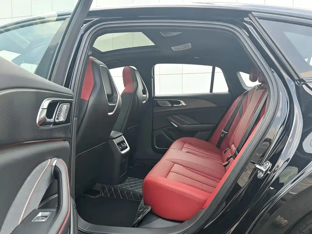 Hongqi Hongqi H6 — фото 21