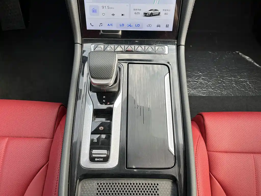 Hongqi Hongqi H6 — фото 17