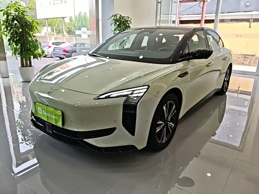 Hongqi Hongqi EH7 — фото 2