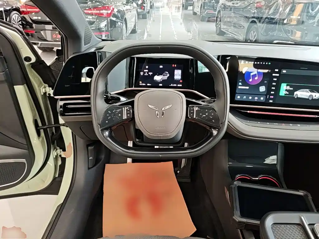 Hongqi Hongqi EH7 — фото 11