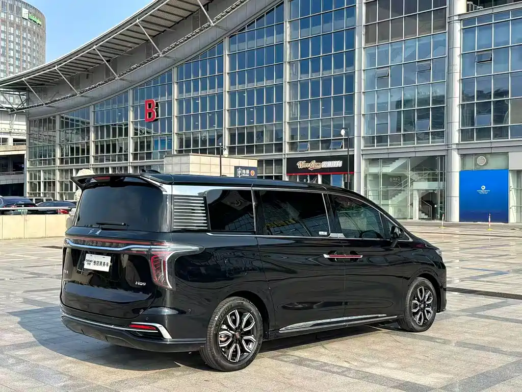 Hongqi Hongqi HQ9 — фото 7