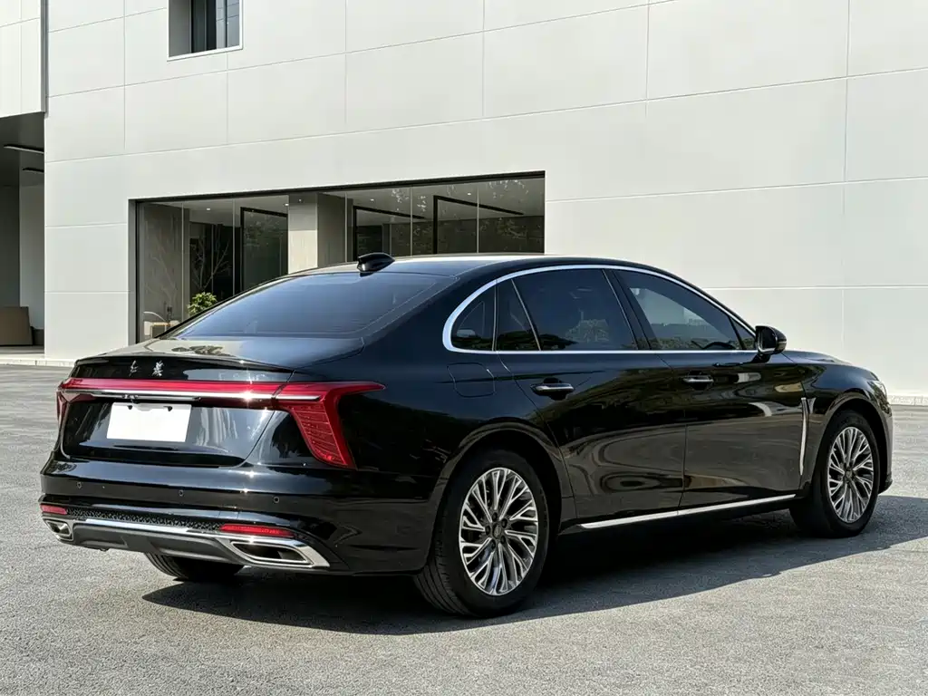 Hongqi Hongqi H5 — фото 15