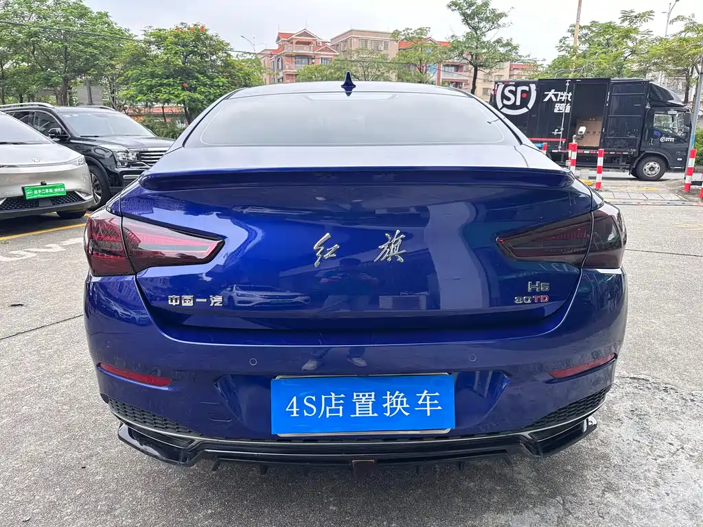 Hongqi Hongqi H5 — фото 5