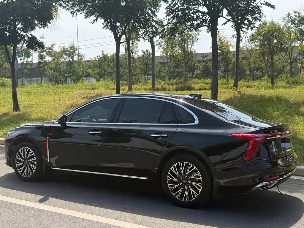 Hongqi Hongqi H5 — фото 3
