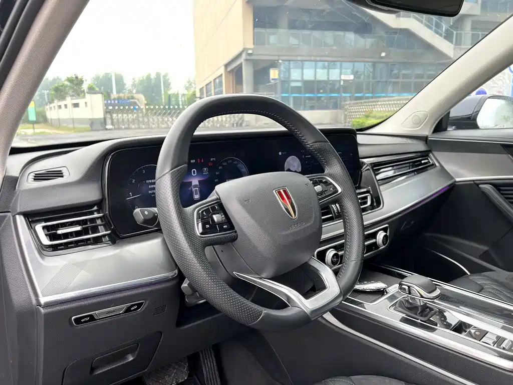 Hongqi Hongqi HS5 — фото 11