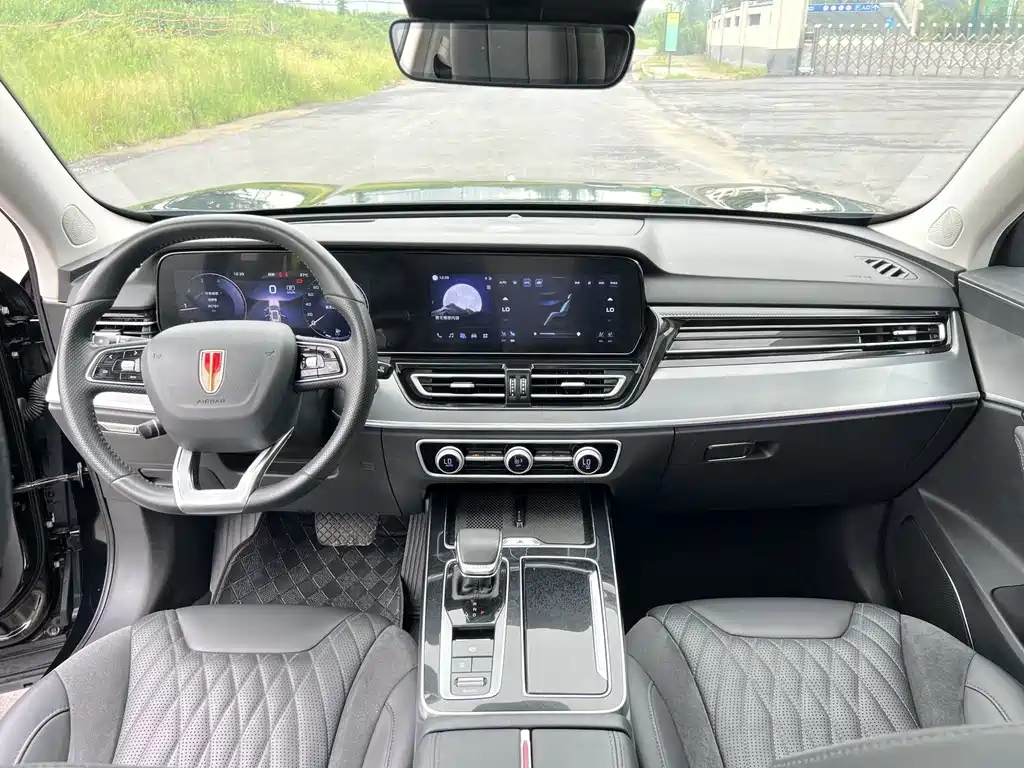 Hongqi Hongqi HS5 — фото 13