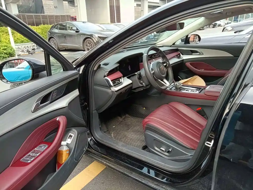Hongqi Hongqi H5 — фото 14