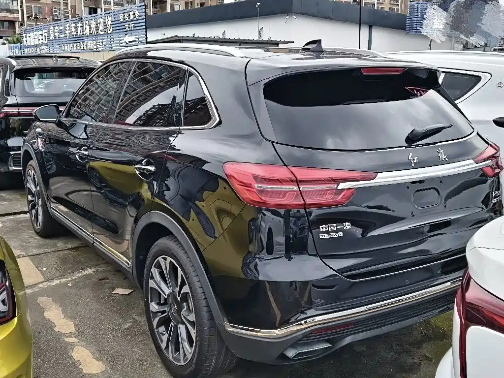 Hongqi Hongqi HS5 — фото 16