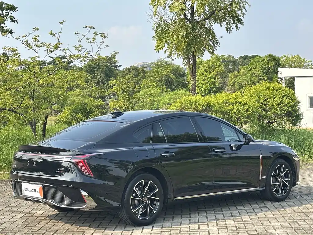Hongqi Hongqi H6 — фото 9