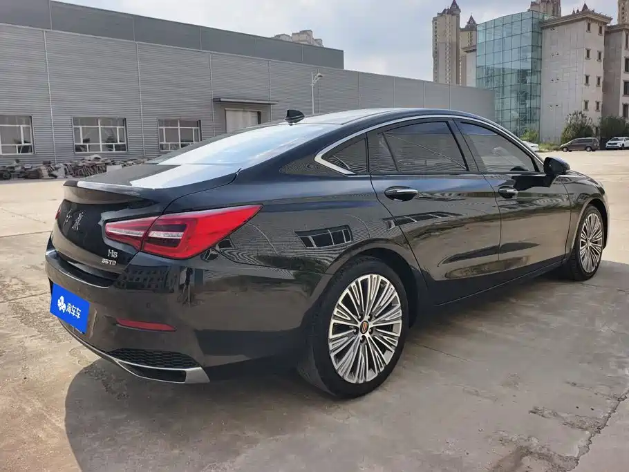 Hongqi Hongqi H5 — фото 3