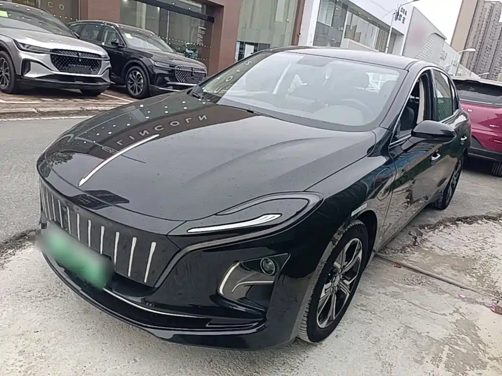 Hongqi Hongqi E-QM5 — фото 2