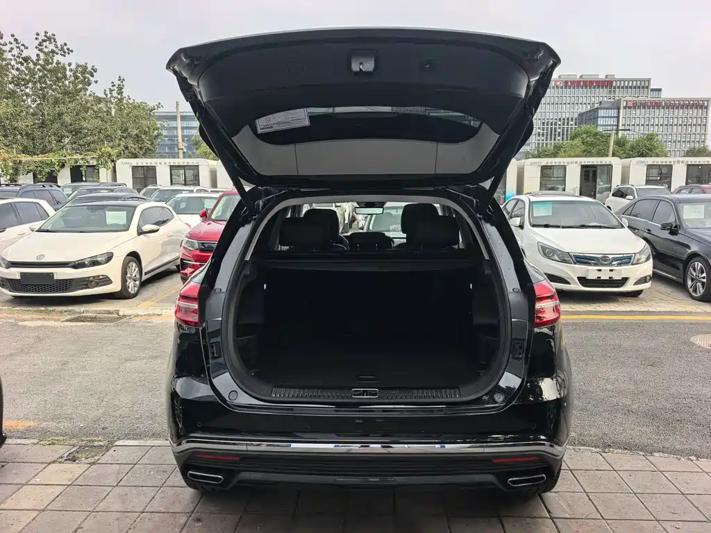 Hongqi Hongqi HS5 — фото 15