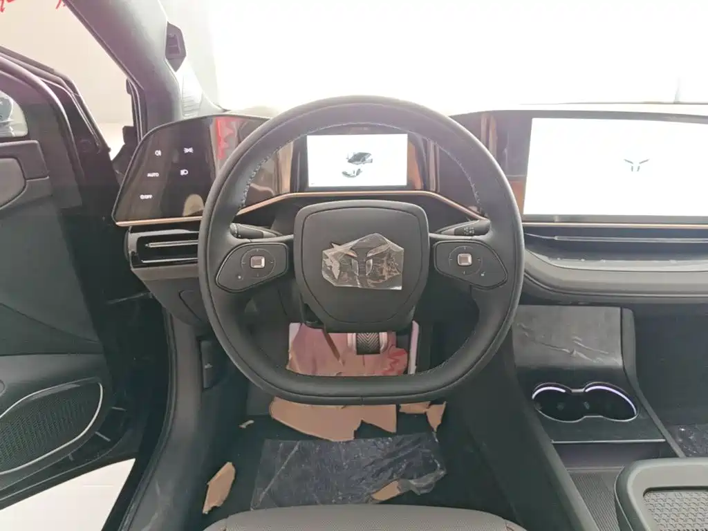 Hongqi Hongqi EH7 — фото 11