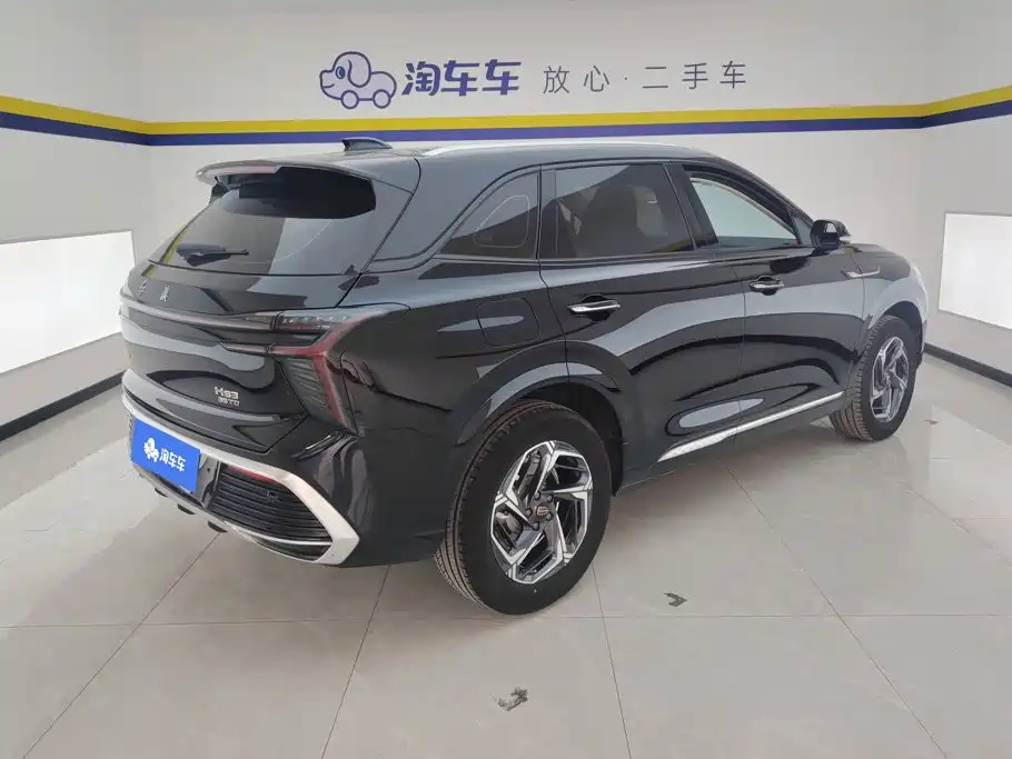 Hongqi Hongqi HS3 — фото 3