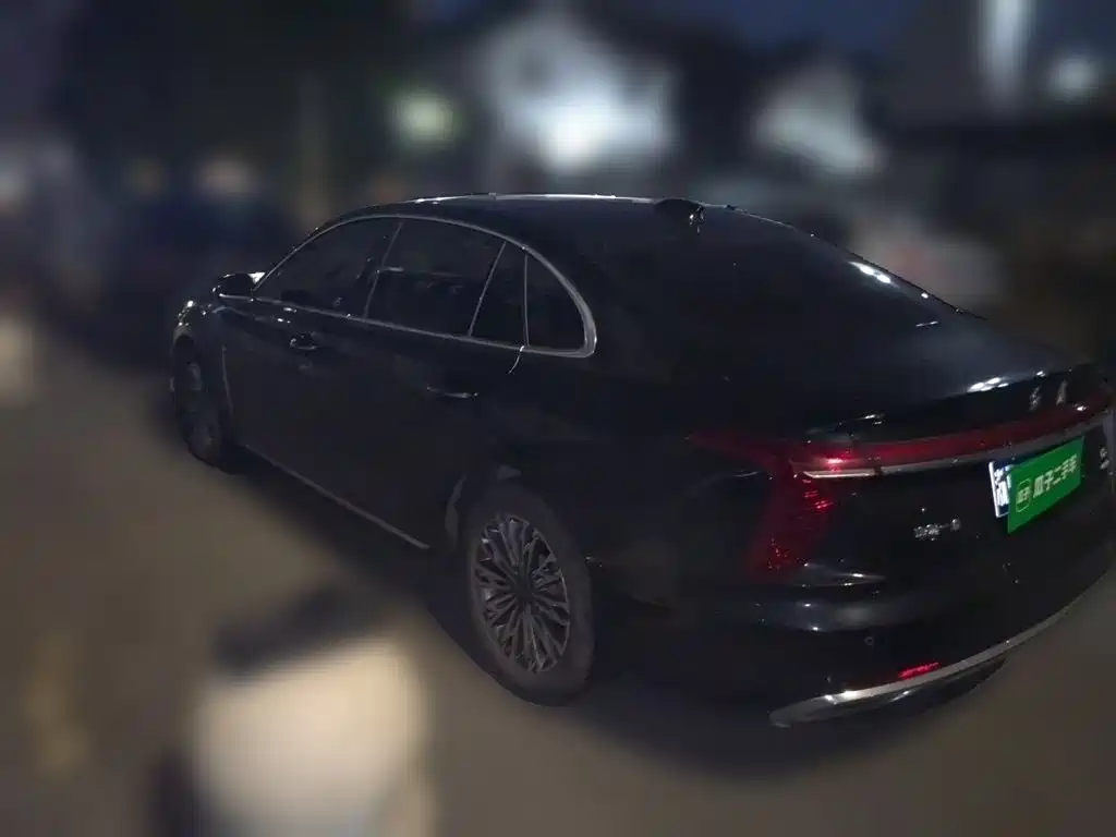 Hongqi Hongqi H5 — фото 25