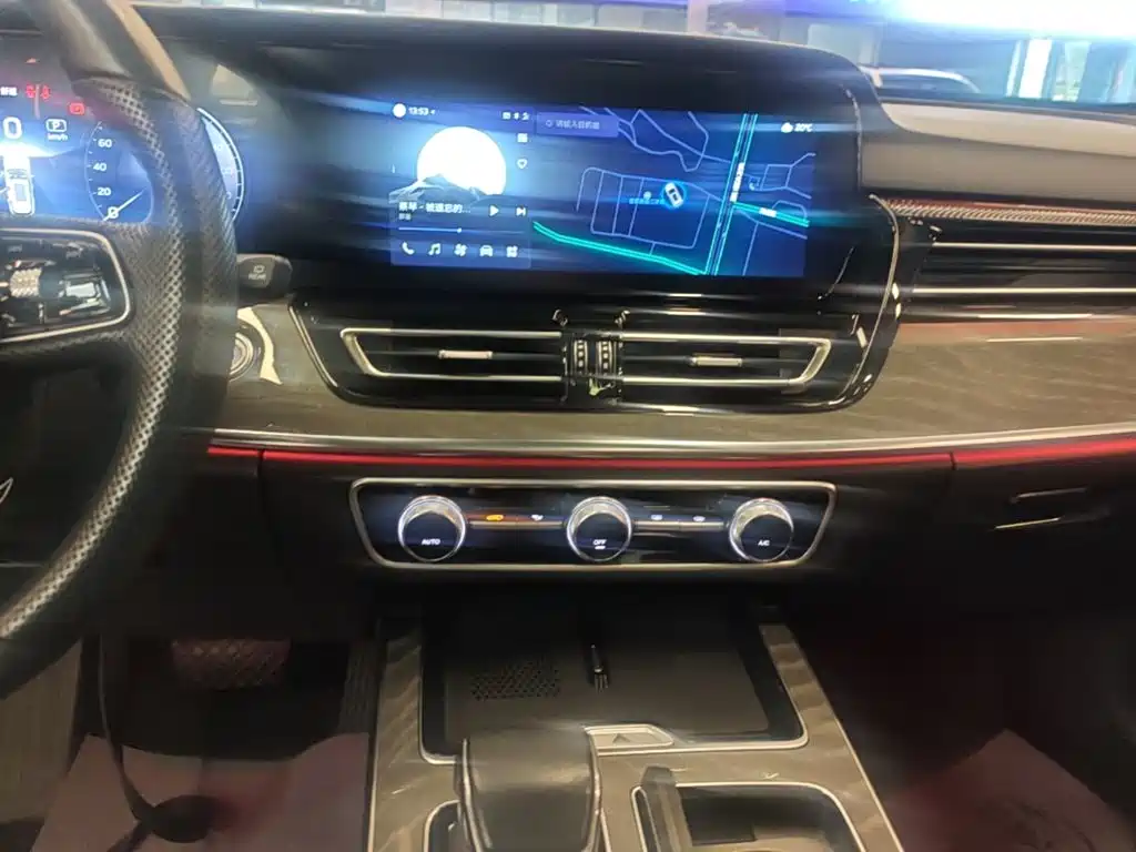 Hongqi Hongqi HS5 — фото 13