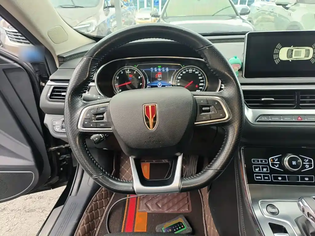 Hongqi Hongqi H5 — фото 11