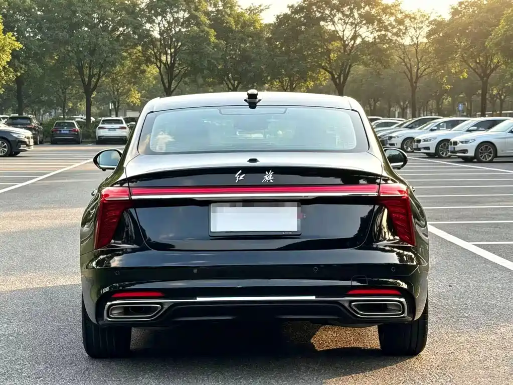 Hongqi Hongqi H5 — фото 10