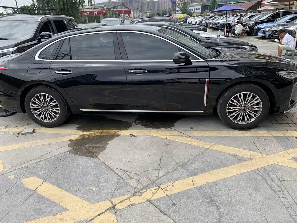 Hongqi Hongqi H5 — фото 15