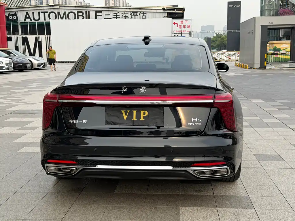 Hongqi Hongqi H5 — фото 11