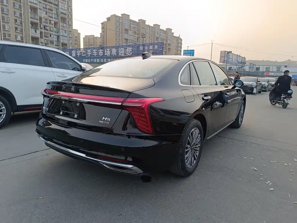 Hongqi Hongqi H5 — фото 14