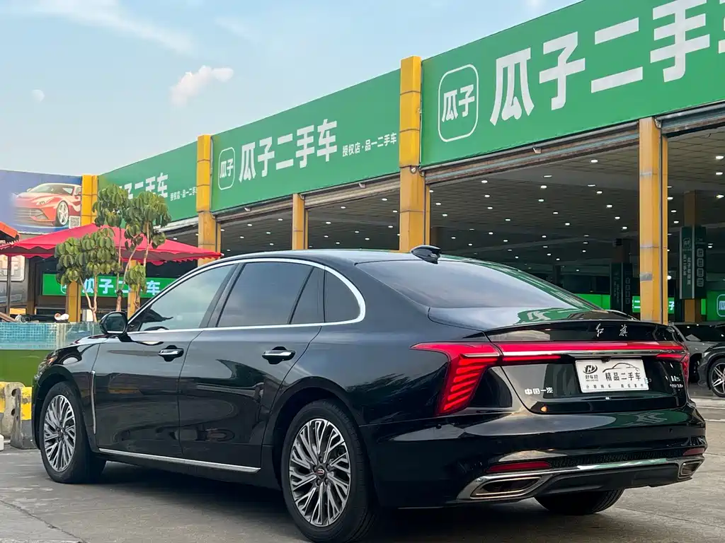 Hongqi Hongqi H5 — фото 9