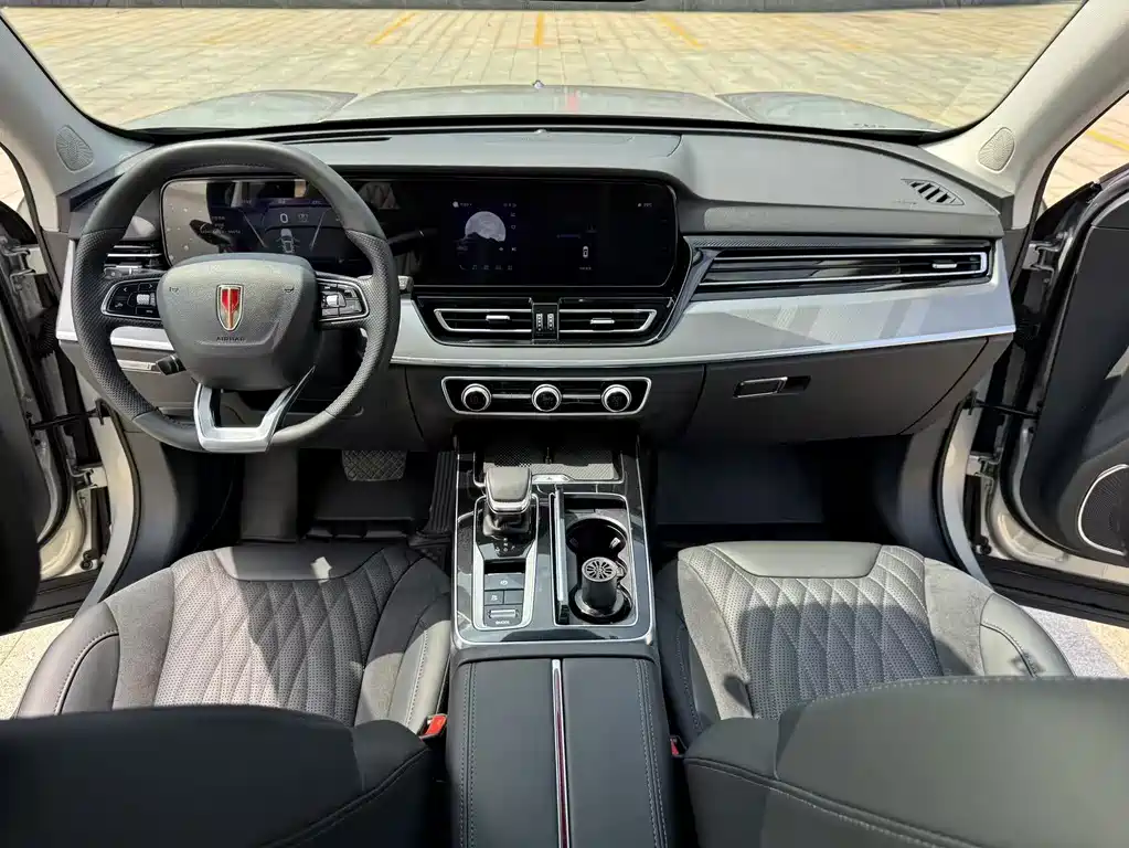 Hongqi Hongqi HS5 — фото 25
