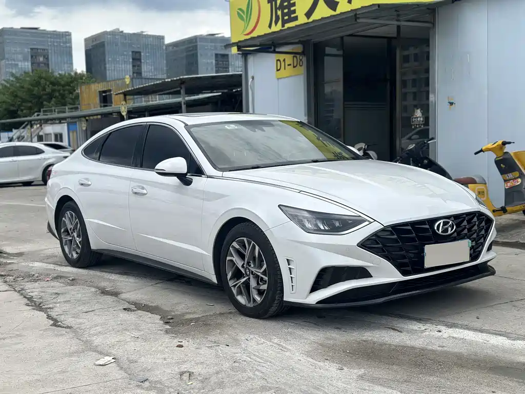 Hyundai Sonata — фото 3