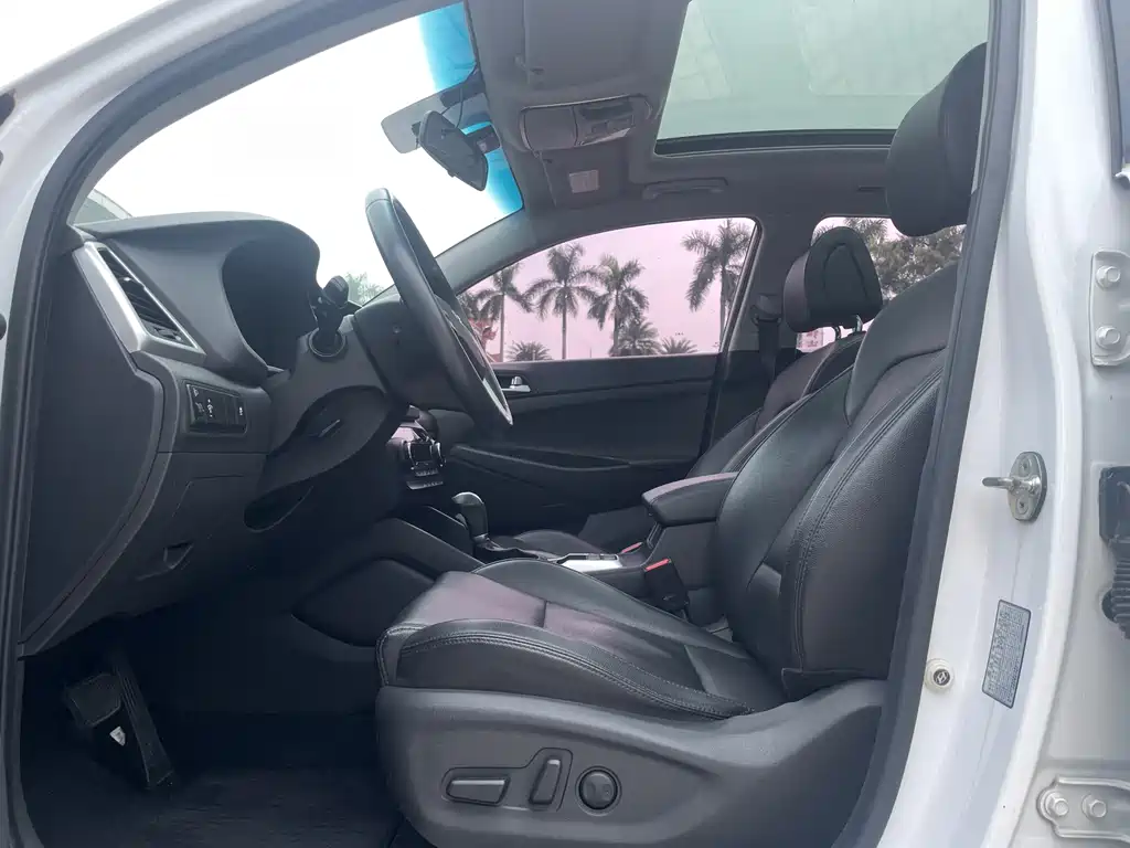 Hyundai Tucson — фото 9