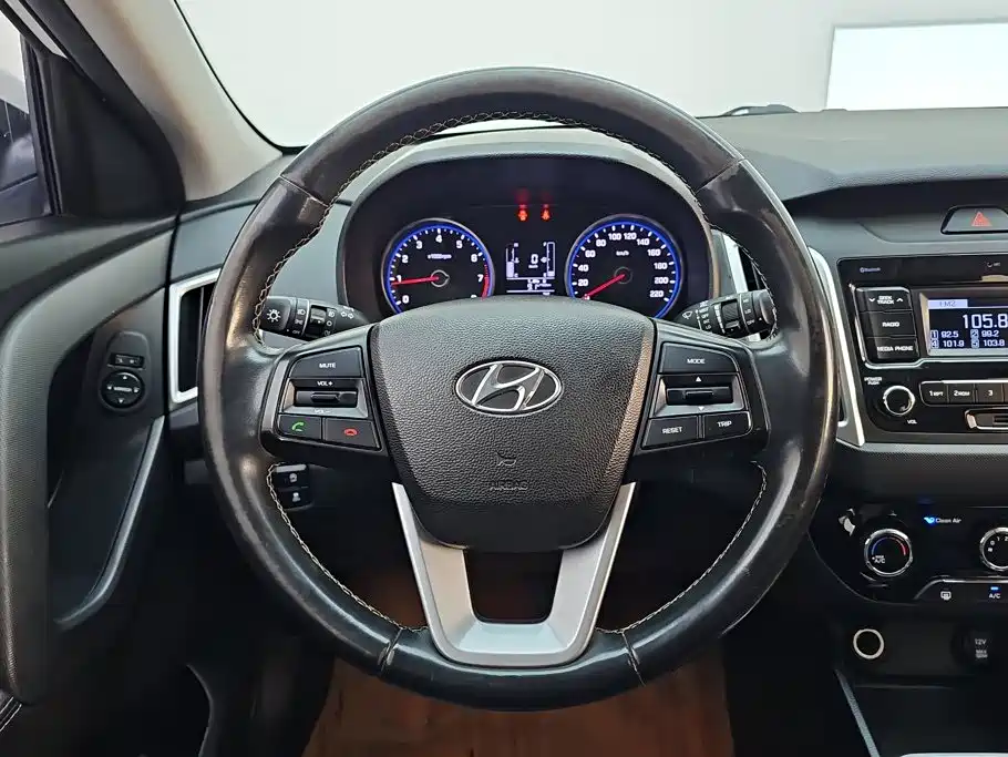 Hyundai ix25 — фото 15