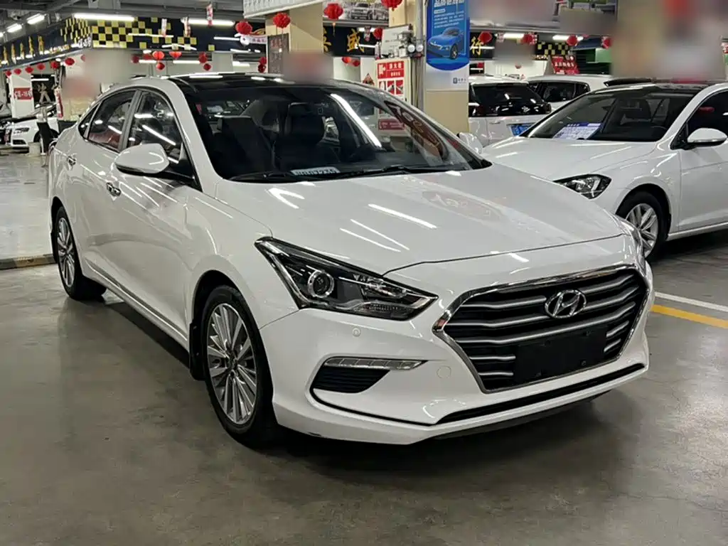 Hyundai Mistra — фото 4