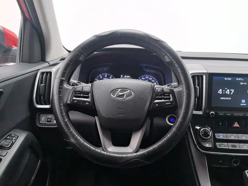 Hyundai ix35 — фото 11