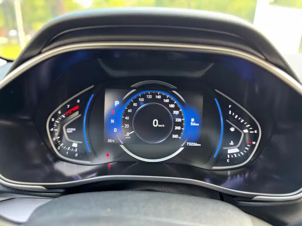 Hyundai Fista — фото 15