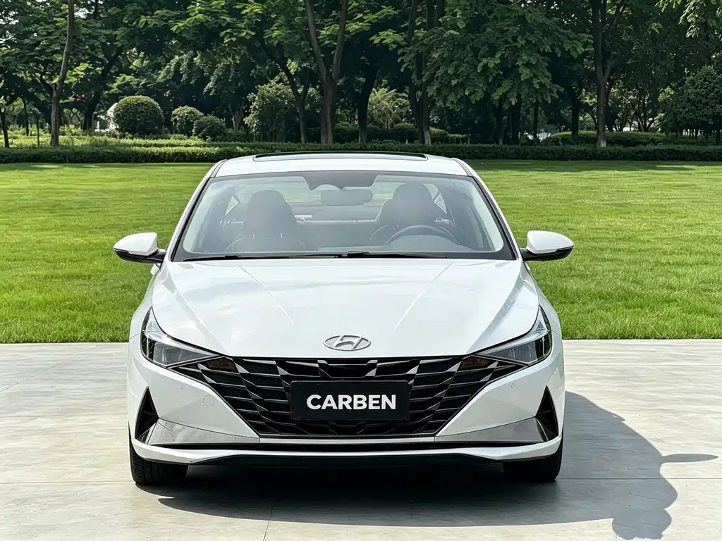 Hyundai Elantra — фото 2