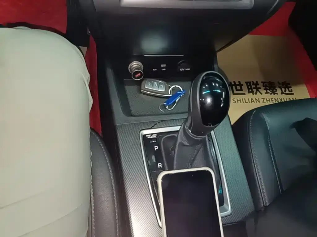 Hyundai Mistra — фото 14
