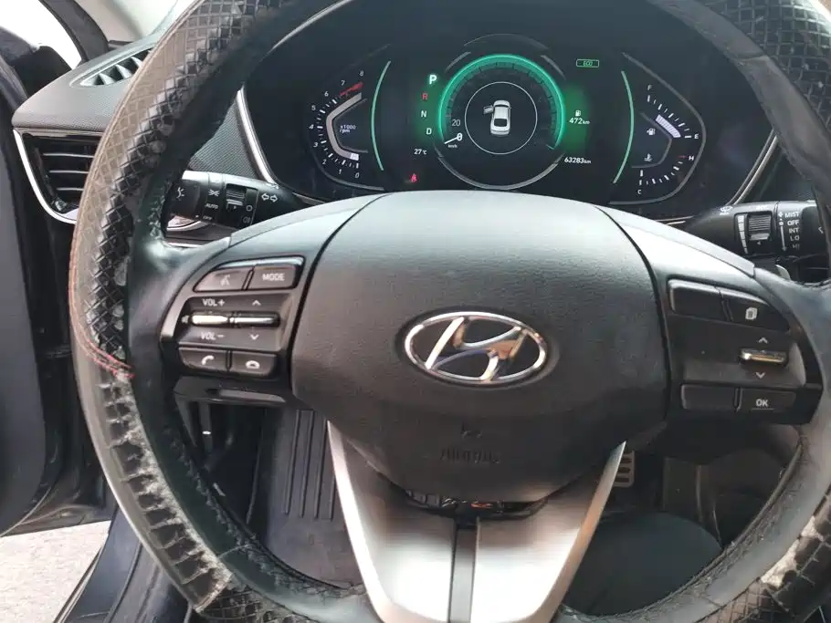 Hyundai Fista — фото 15