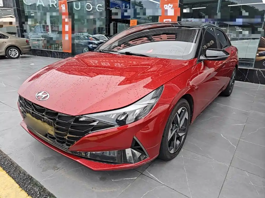 Hyundai Elantra — фото 2