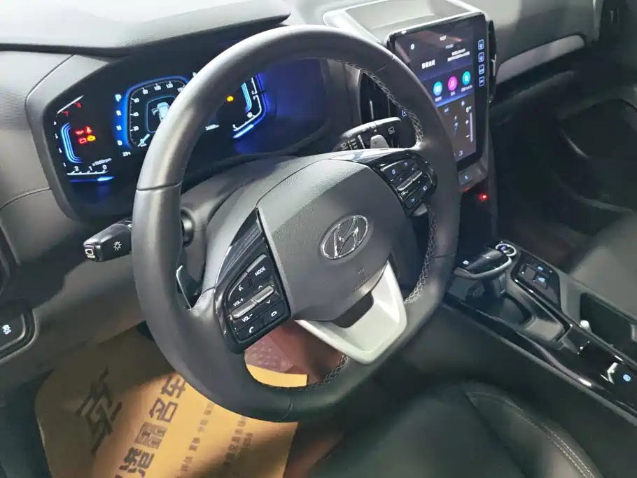 Hyundai ix35 — фото 15