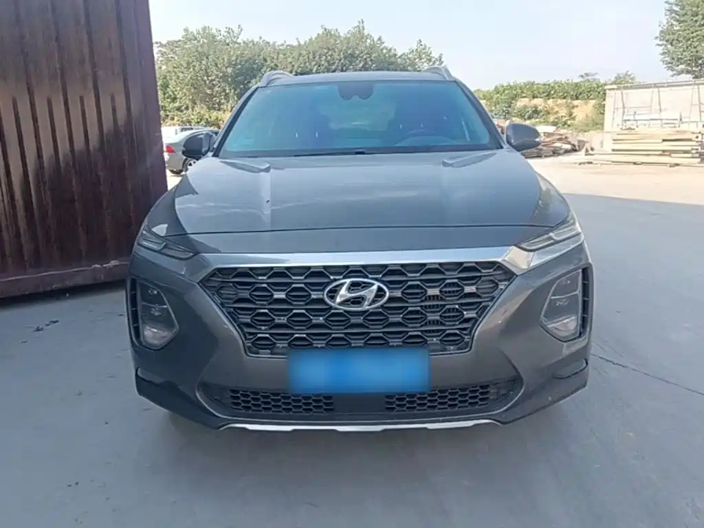 Hyundai Santa Fe — фото 3