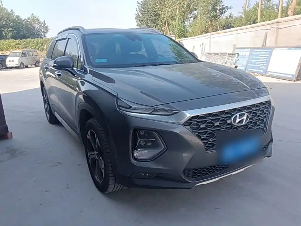 Hyundai Santa Fe — фото 4