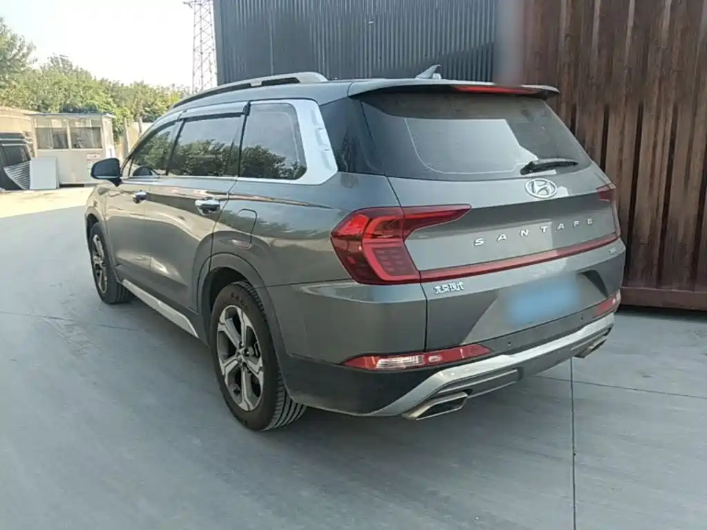 Hyundai Santa Fe — фото 5