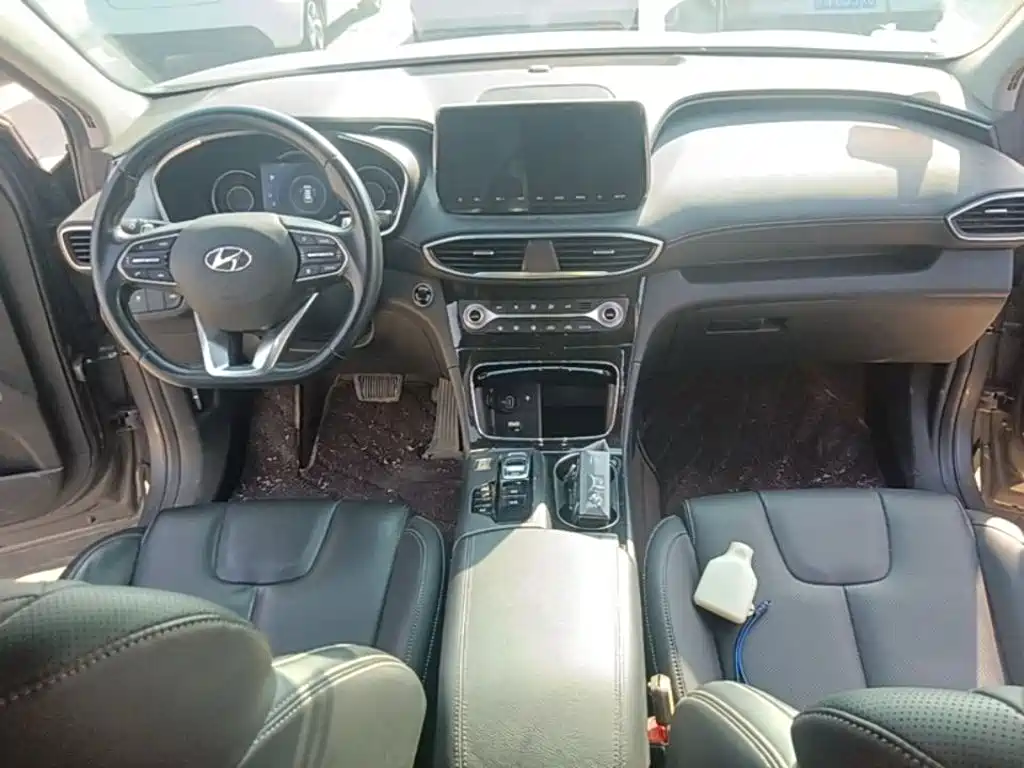 Hyundai Santa Fe — фото 10