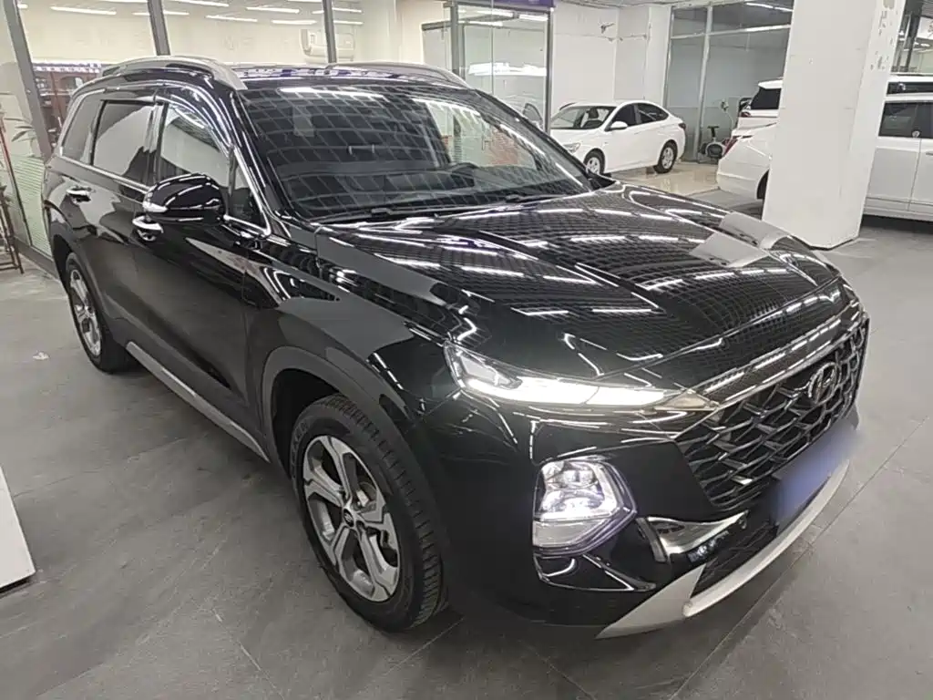 Hyundai Santa Fe — фото 4